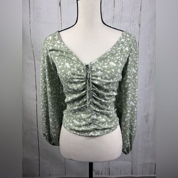 Abercrombie & Fitch Sage Green Floral Blouse Top Ruched Front Elastic Back - Picture 2 of 10